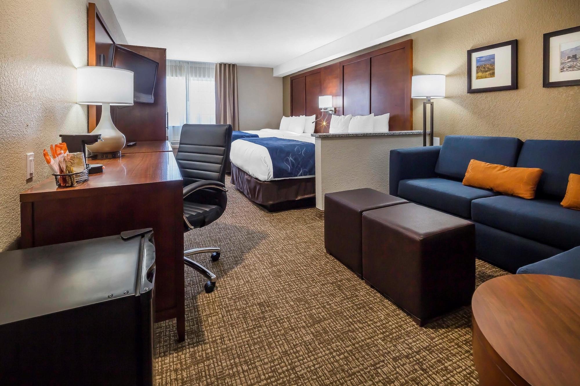 Comfort Suites El Paso Airport Exterior photo
