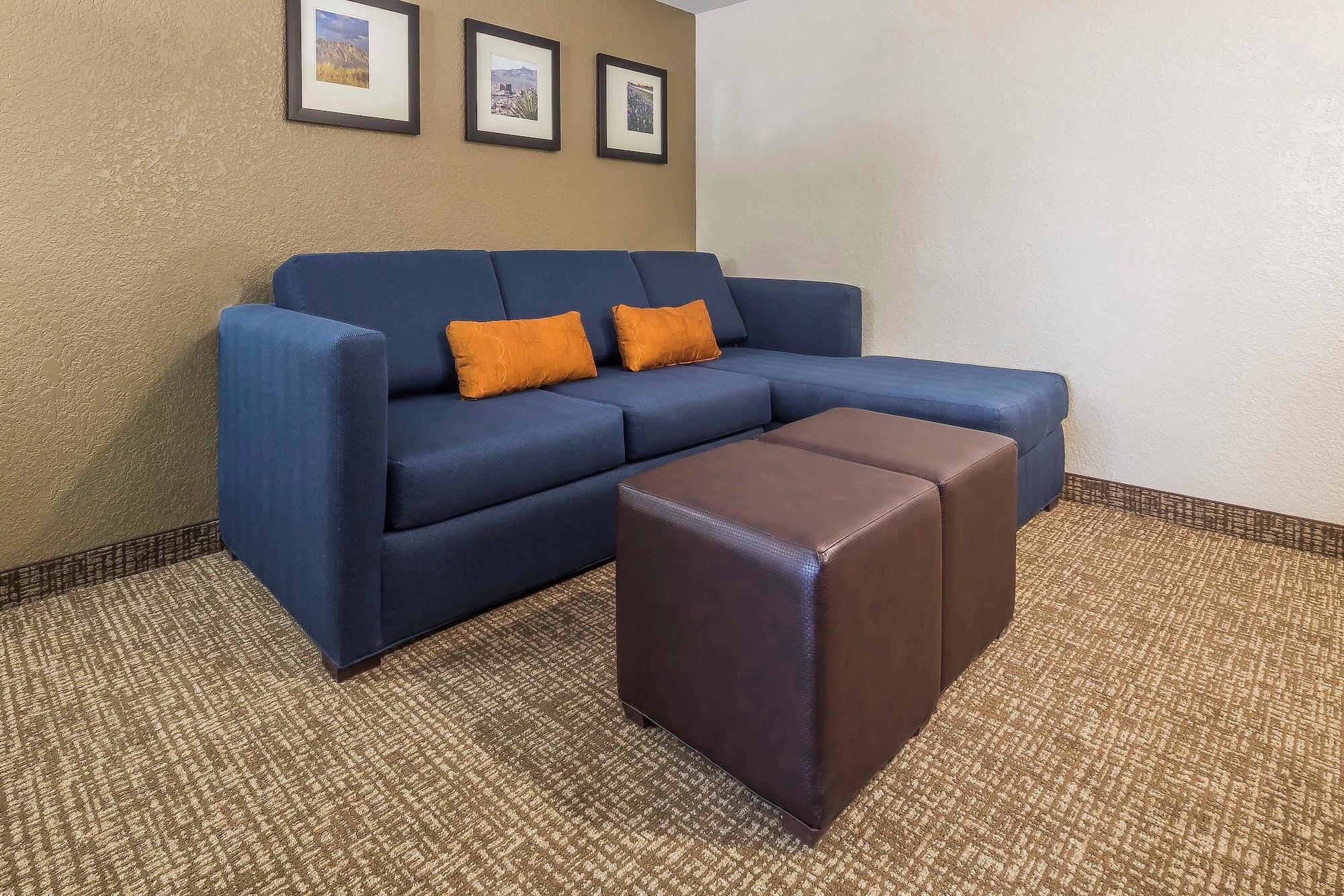 Comfort Suites El Paso Airport Exterior photo