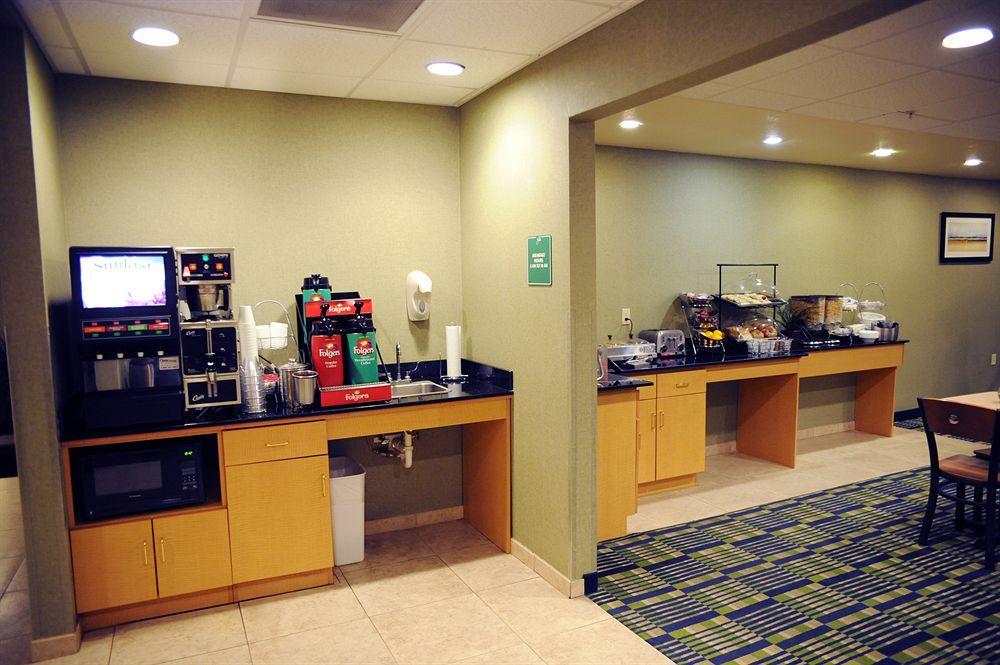 Comfort Suites El Paso Airport Exterior photo