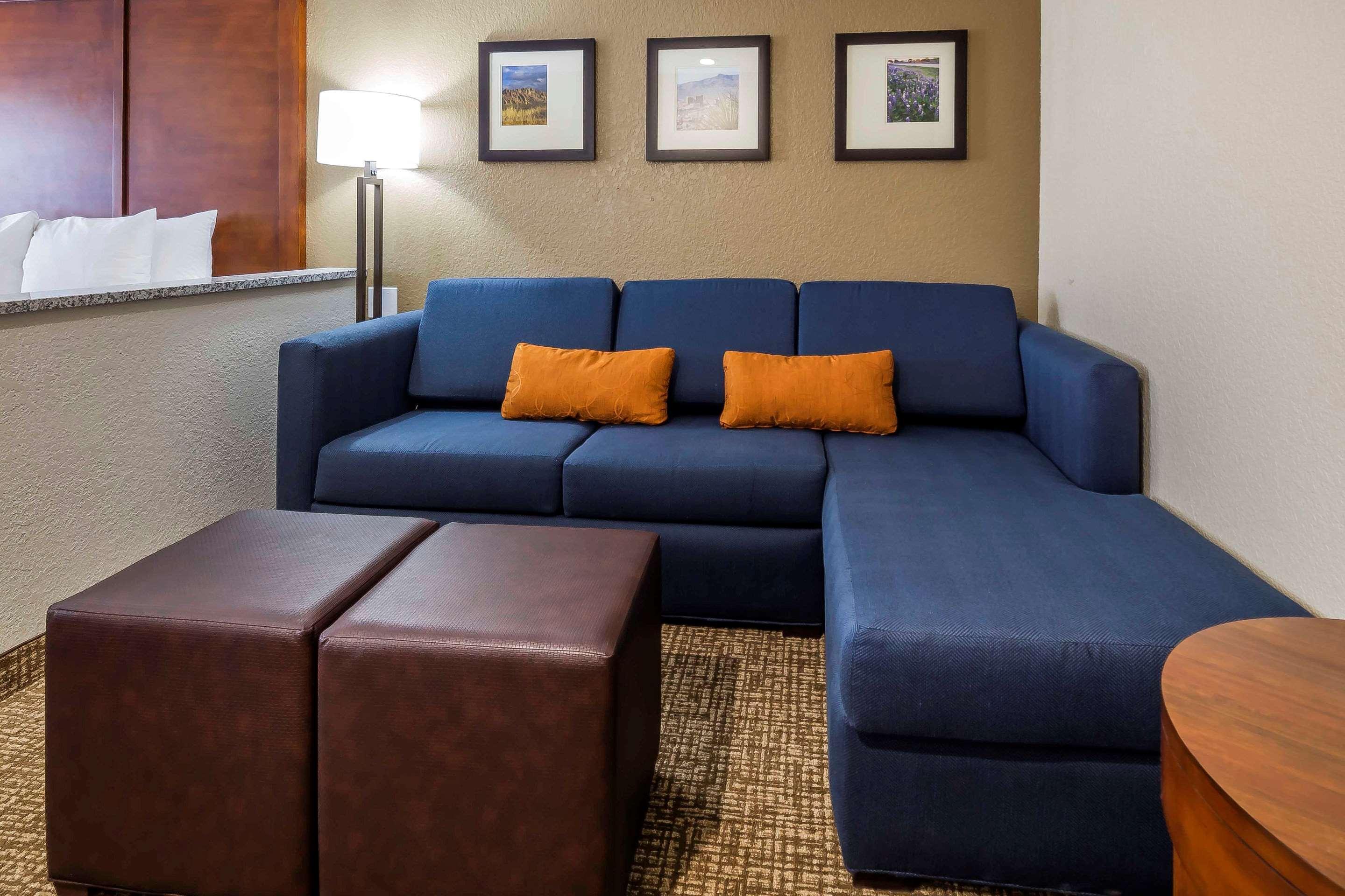 Comfort Suites El Paso Airport Exterior photo