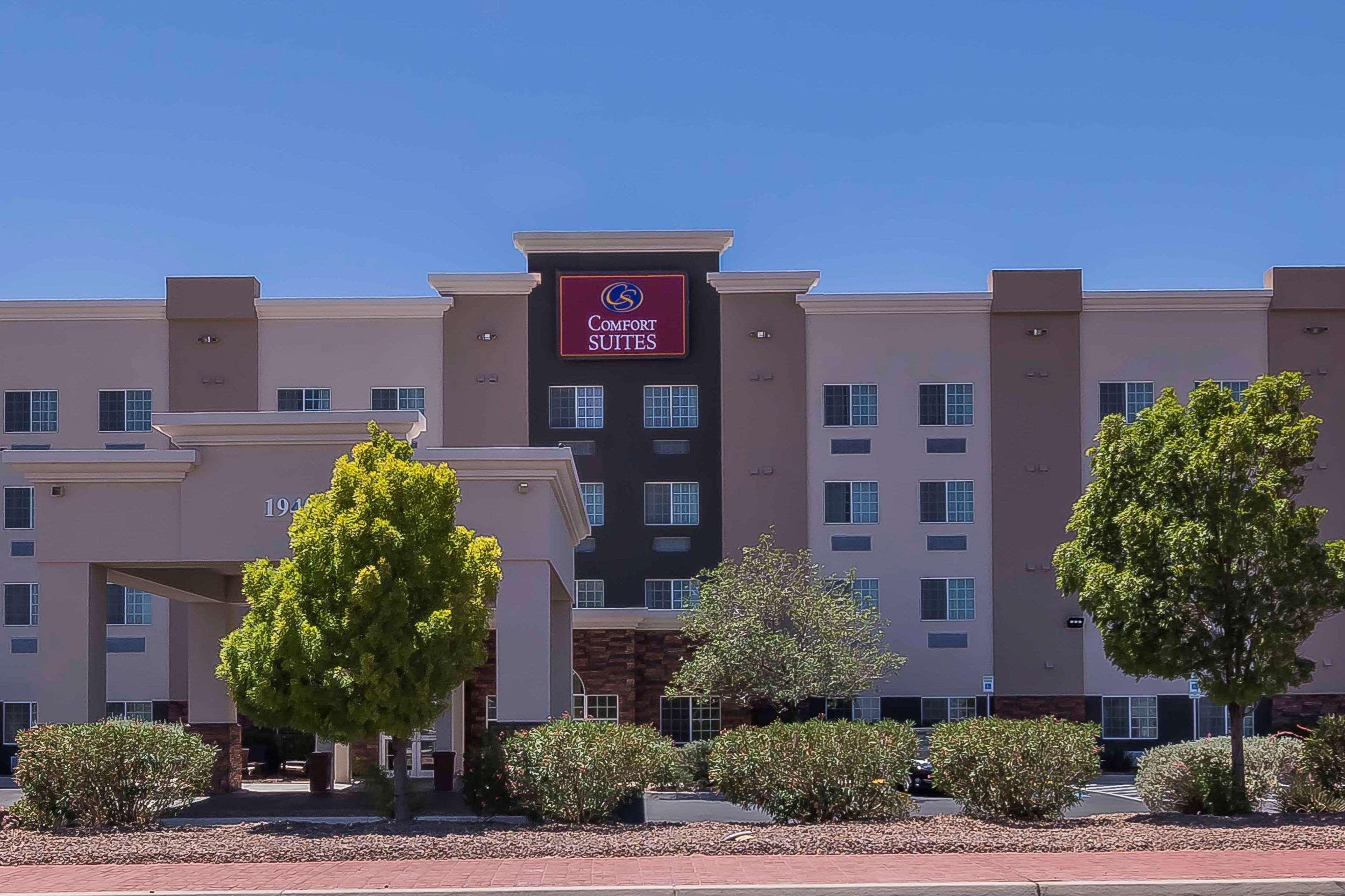 Comfort Suites El Paso Airport Exterior photo